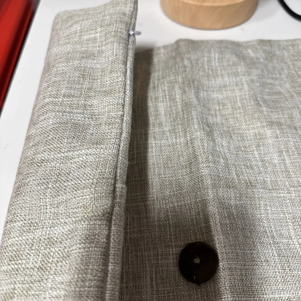 Pillow Cover 17 X 17 Square Burlap Wide Weave w/ Button Accents Country Zippered